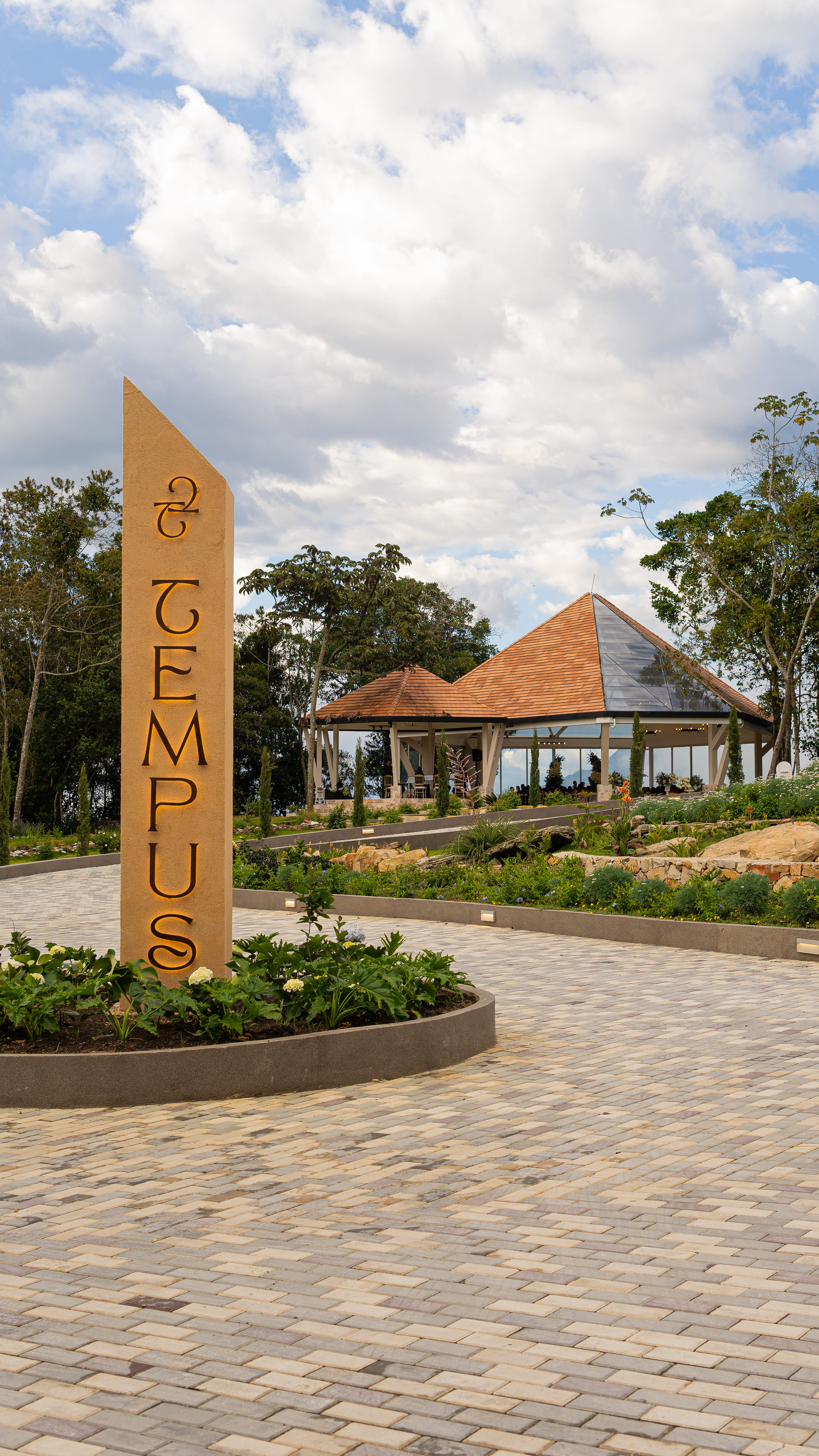 tempus